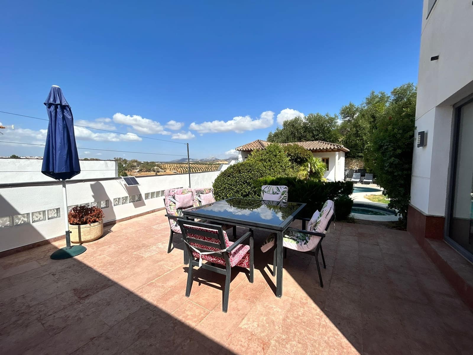 5 slaapkamer Villa te koop in Ronda met zwembad garage - € 799.000 (Ref: 4183456)