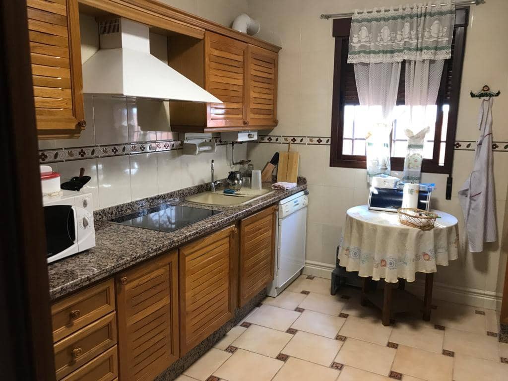 6 soveværelse Byhus til salg i Montejaque - € 210.000 (Ref: 5150913)