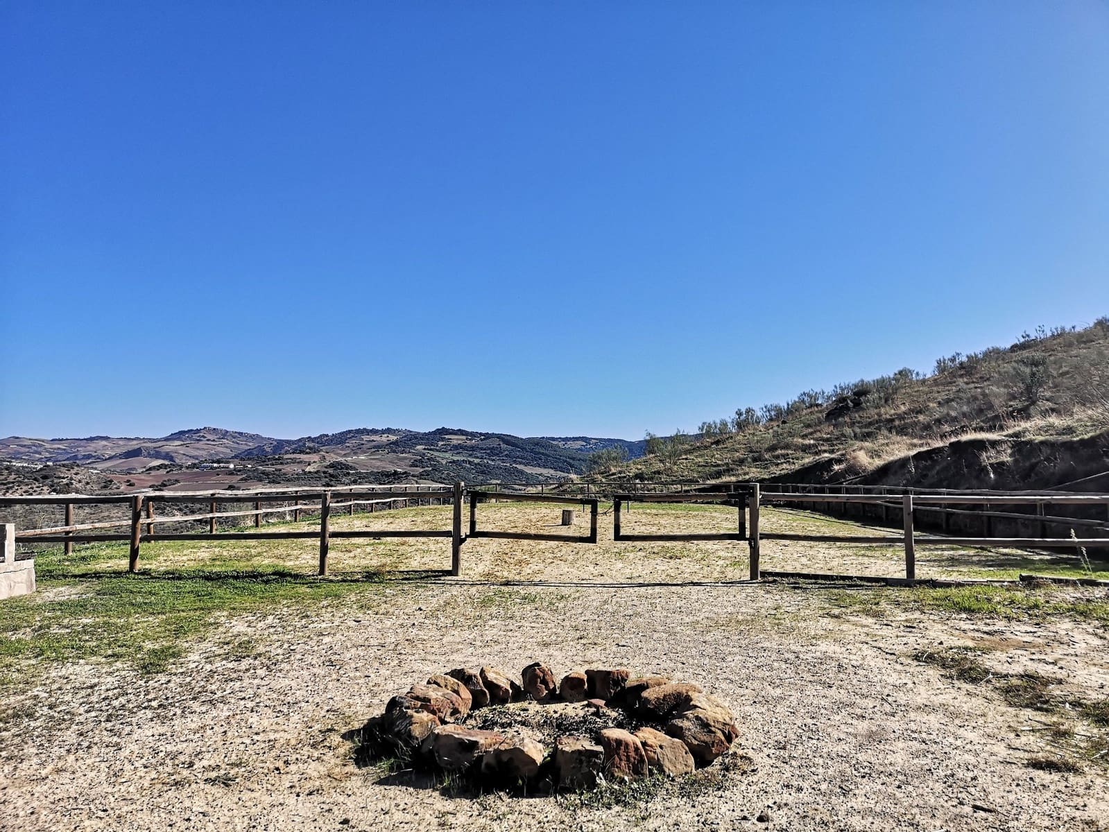 7 soveværelse Finca/Landehus til salg i El Gastor med swimmingpool - € 750.000 (Ref: 5845460)