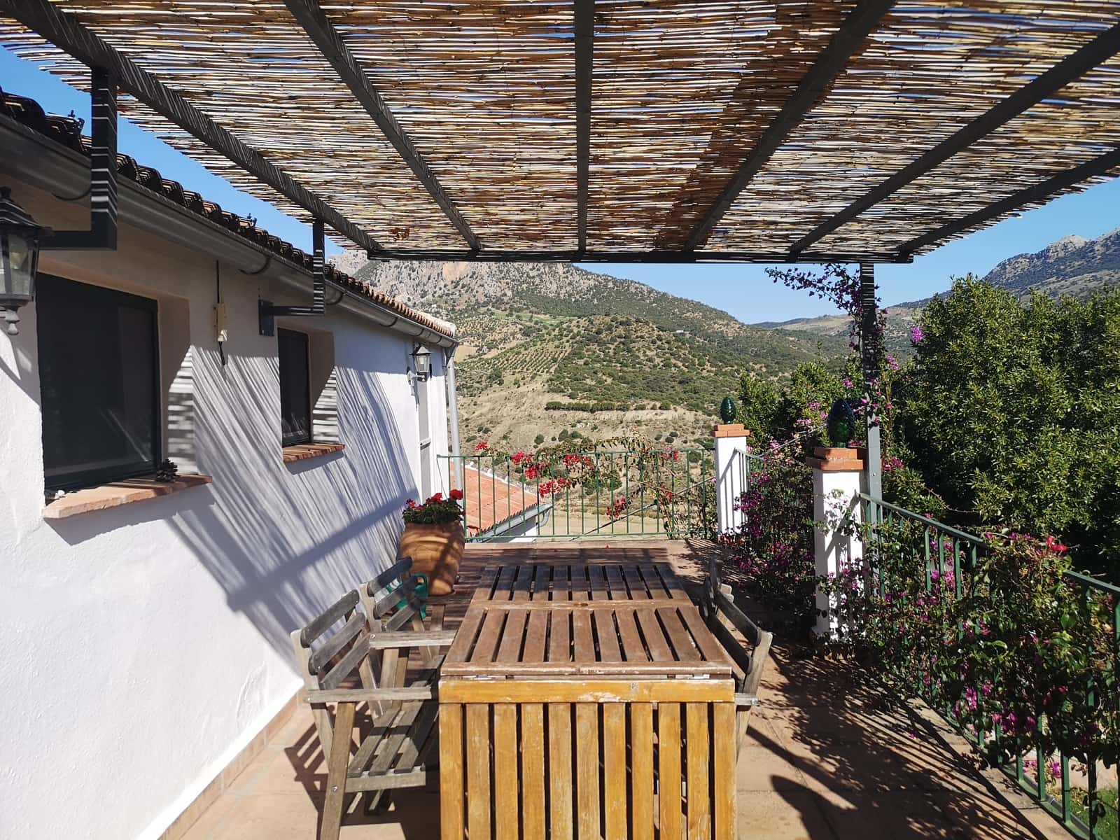 7 soveværelse Finca/Landehus til salg i El Gastor med swimmingpool - € 750.000 (Ref: 5845460)