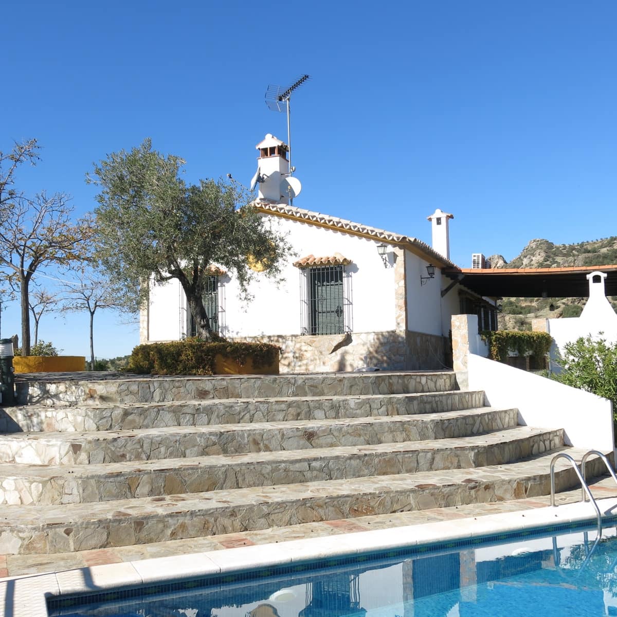 3 bedroom Finca/Country House for rent in El Gastor with pool garage