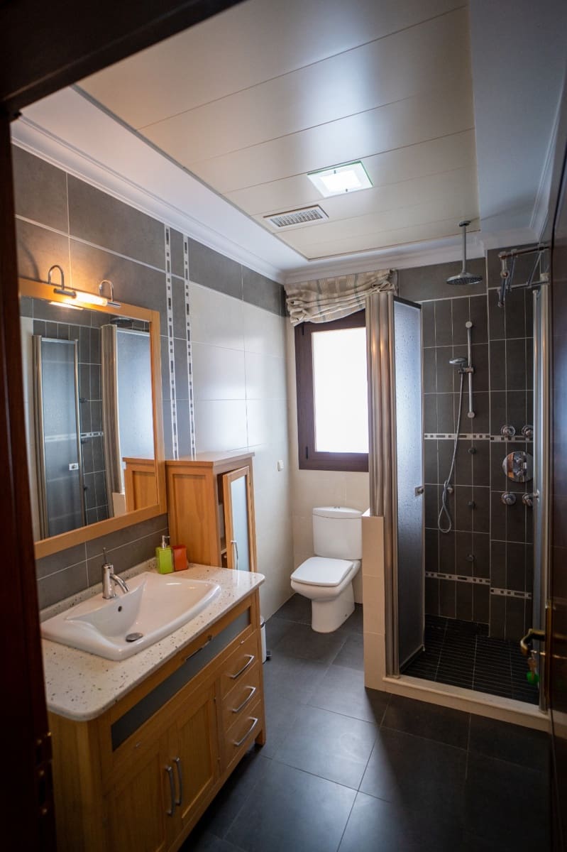 Villa til salg i Ronda med swimmingpool garage - € 829.000 (Ref: 7404810)