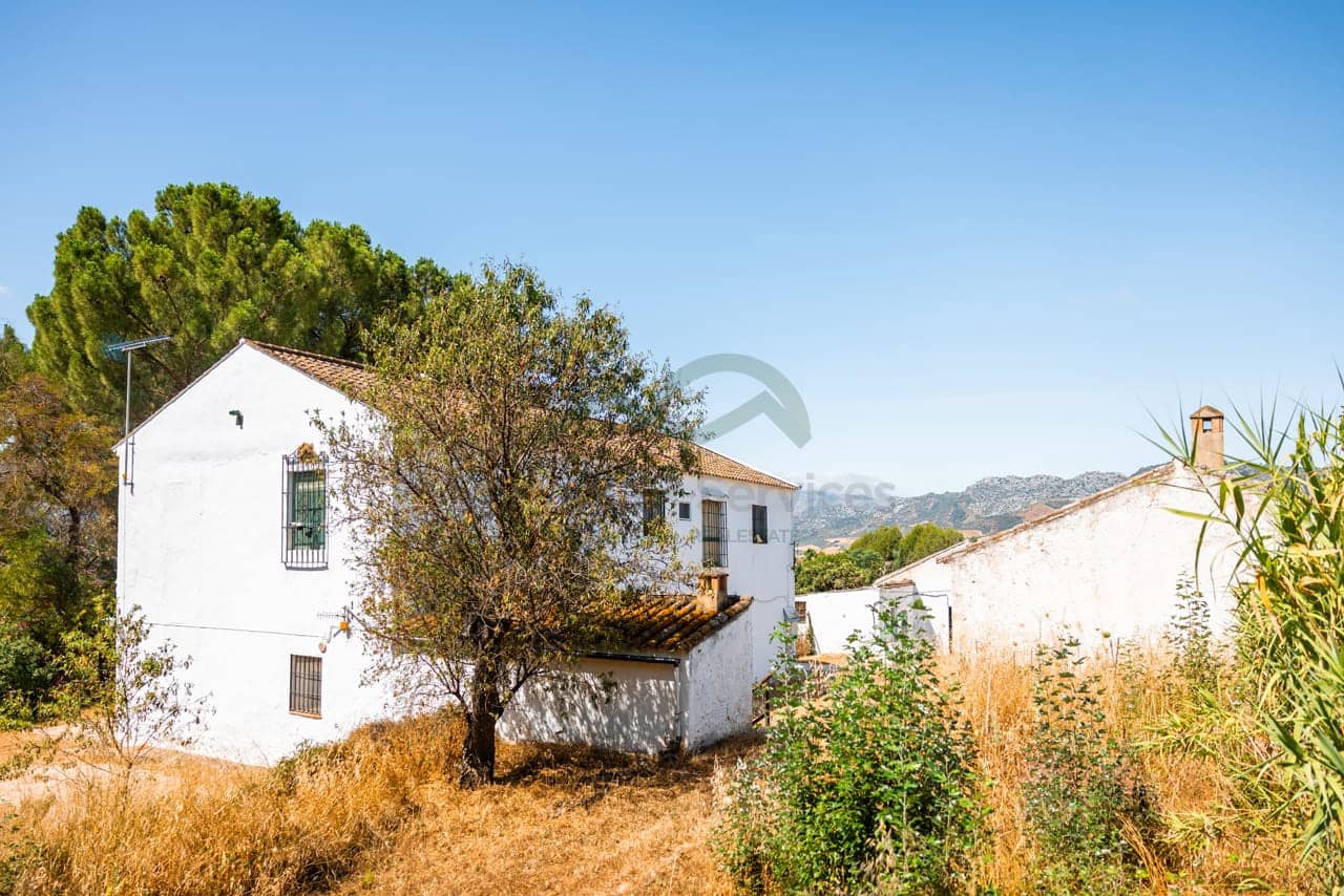 8 bedroom Finca/Country House for sale in Ronda with pool - € 550,000 (Ref: 7886730)
