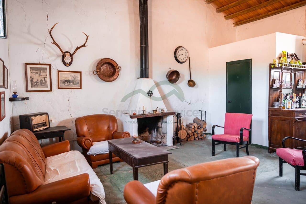 8 bedroom Finca/Country House for sale in Ronda with pool - € 550,000 (Ref: 7886730)