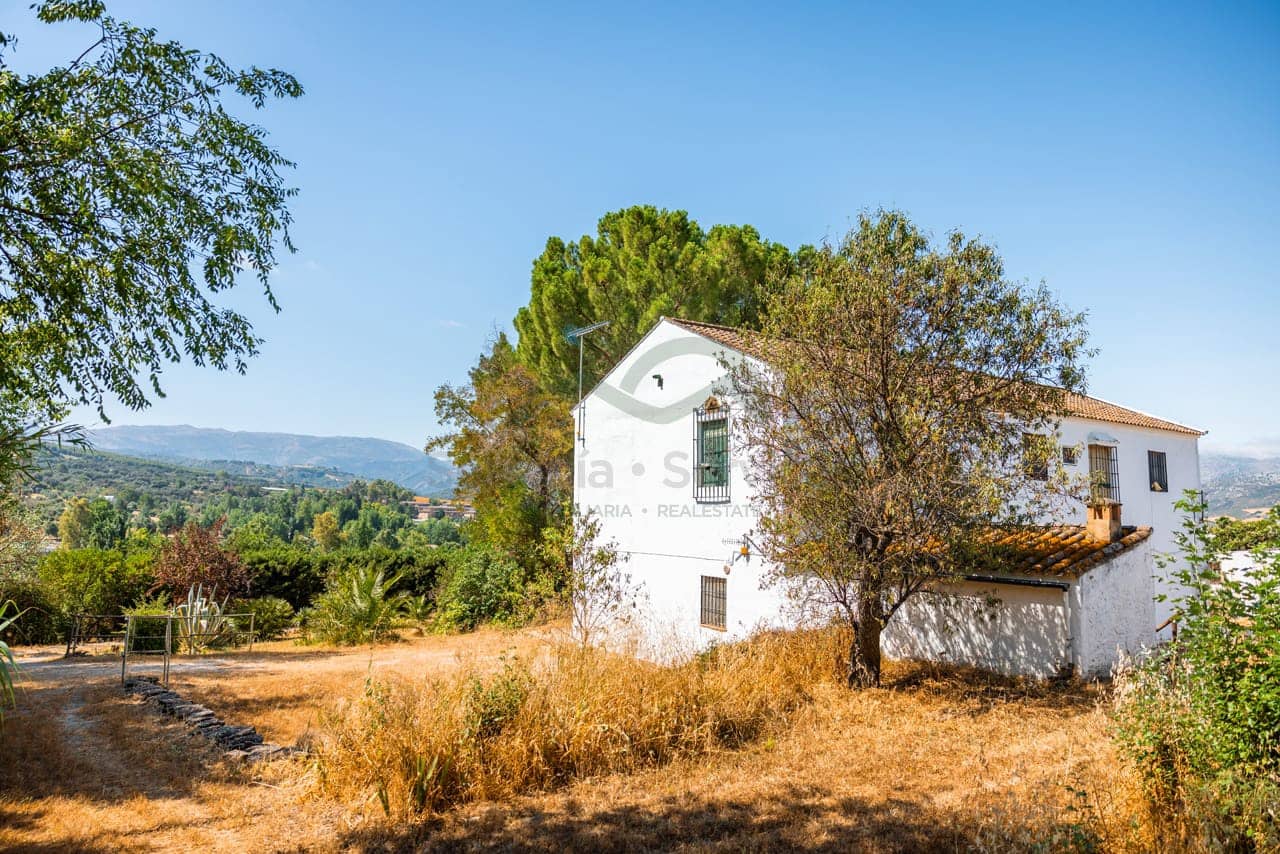 8 bedroom Finca/Country House for sale in Ronda with pool - € 550,000 (Ref: 7886730)