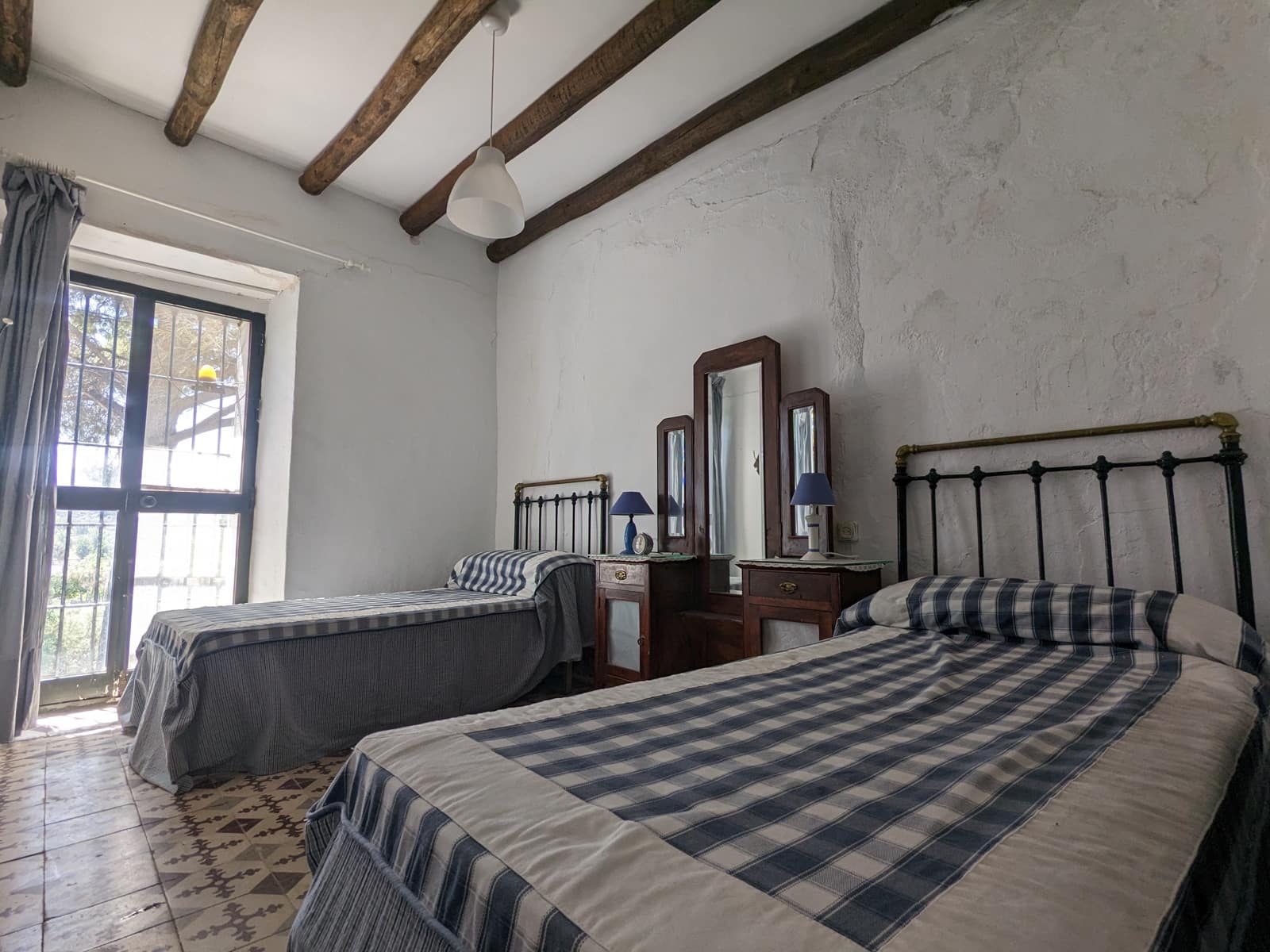 8 bedroom Finca/Country House for sale in Ronda with pool - € 550,000 (Ref: 7886730)