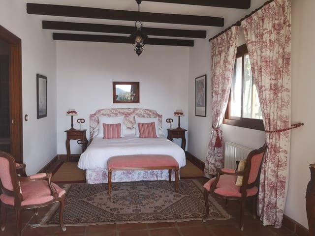 4 chambre Finca/Maison de Campagne à vendre à Gaucín avec piscine garage - 990 000 € (Ref: 8121540)