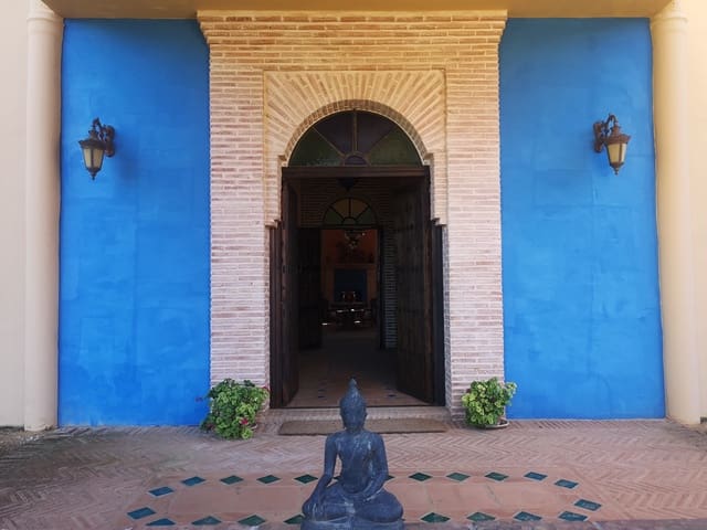 7 chambre Finca/Maison de Campagne à vendre à Gaucín avec piscine - 1 800 000 € (Ref: 8217527)