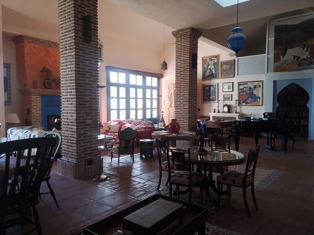 7 chambre Finca/Maison de Campagne à vendre à Gaucín avec piscine - 1 800 000 € (Ref: 8217527)