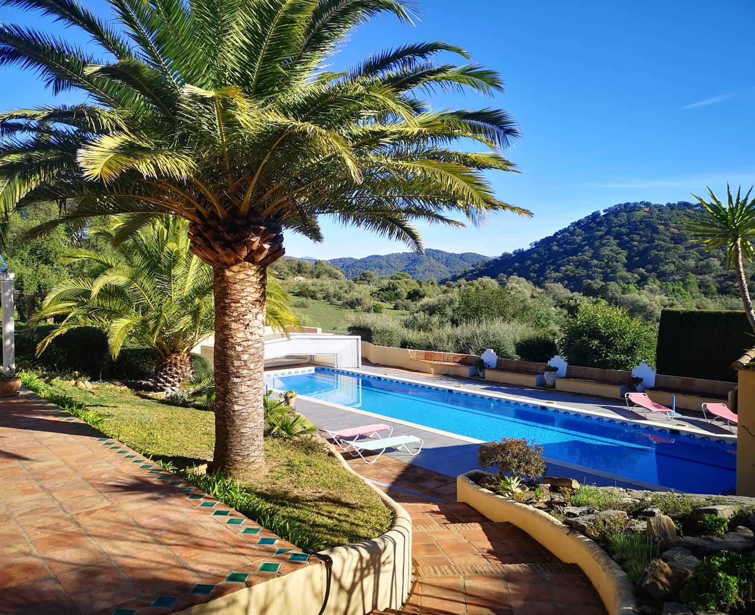 7 soveværelse Finca/Landehus til salg i Gaucin med swimmingpool - € 1.800.000 (Ref: 8217527)