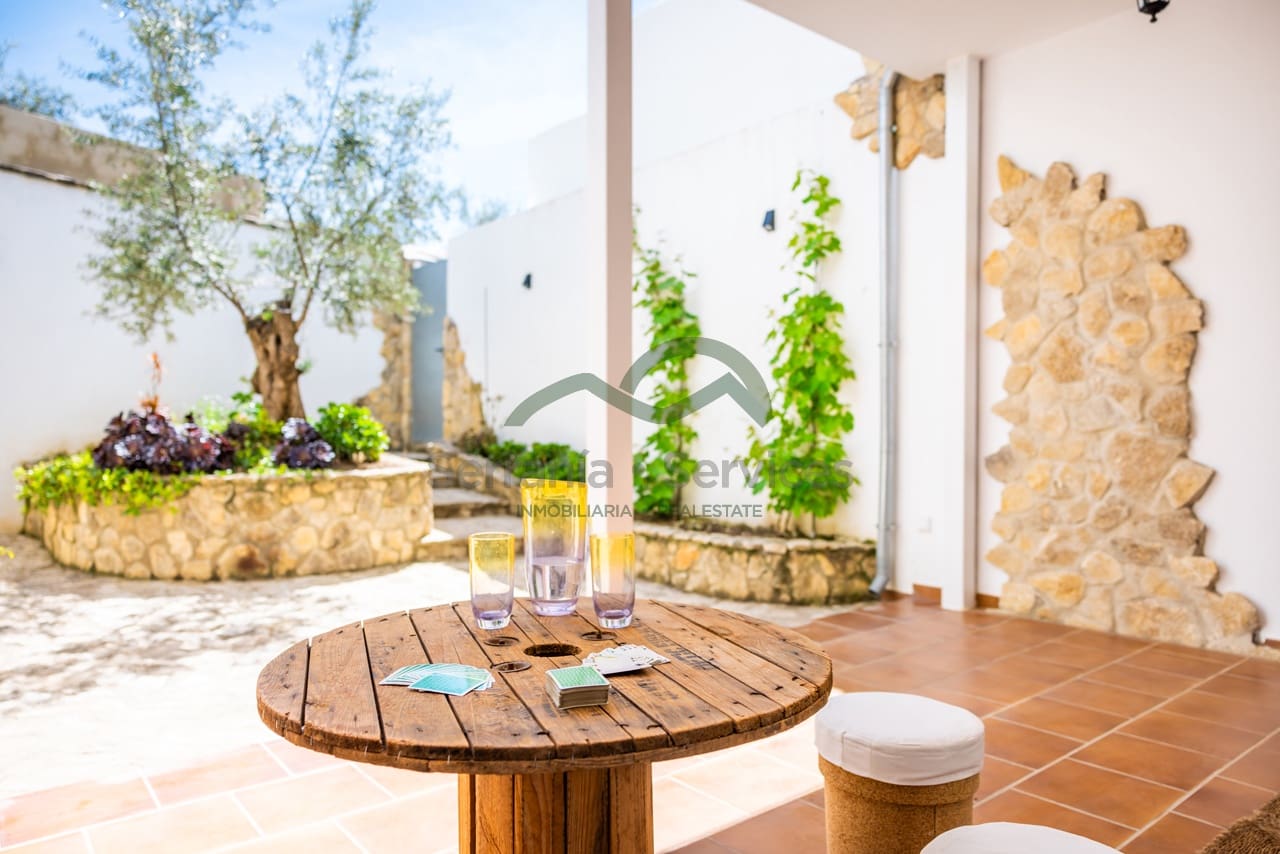 2 soveværelse Finca/Landehus til salg i Arriate - € 155.000 (Ref: 8371379)