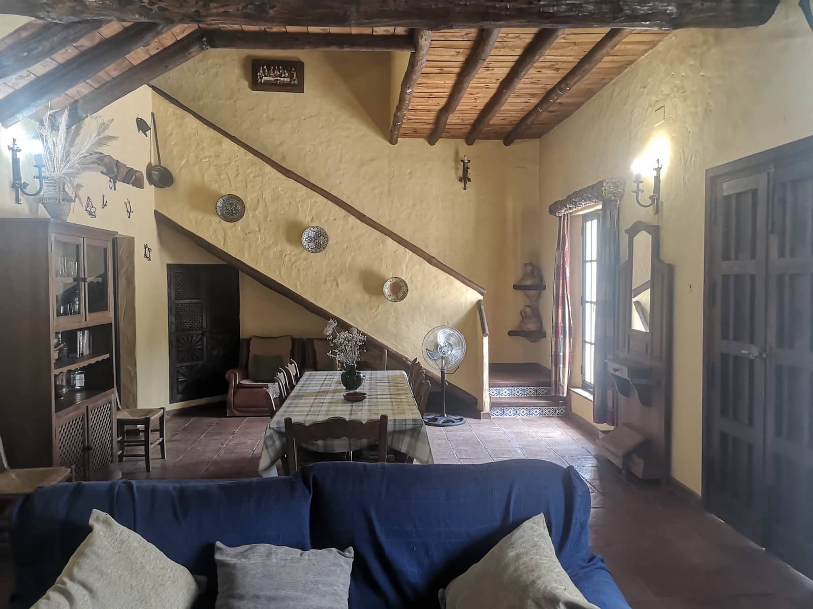 3 soveværelse Finca/Landehus til salg i Zahara de la Sierra med swimmingpool - € 525.000 (Ref: 8398051)