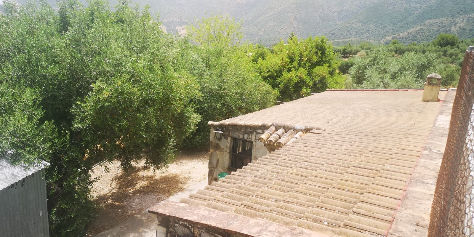 3 soveværelse Finca/Landehus til salg i Zahara de la Sierra med swimmingpool - € 525.000 (Ref: 8398051)