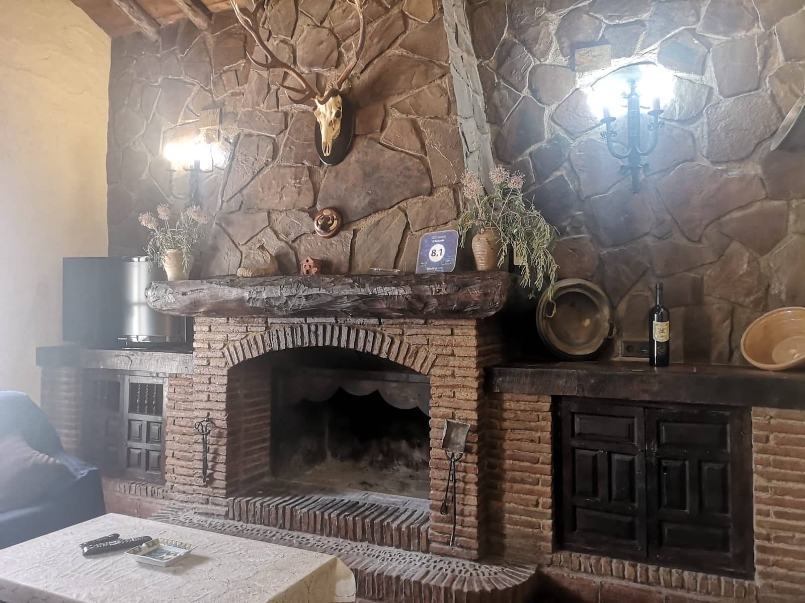 3 soveværelse Finca/Landehus til salg i Zahara de la Sierra med swimmingpool - € 525.000 (Ref: 8398051)