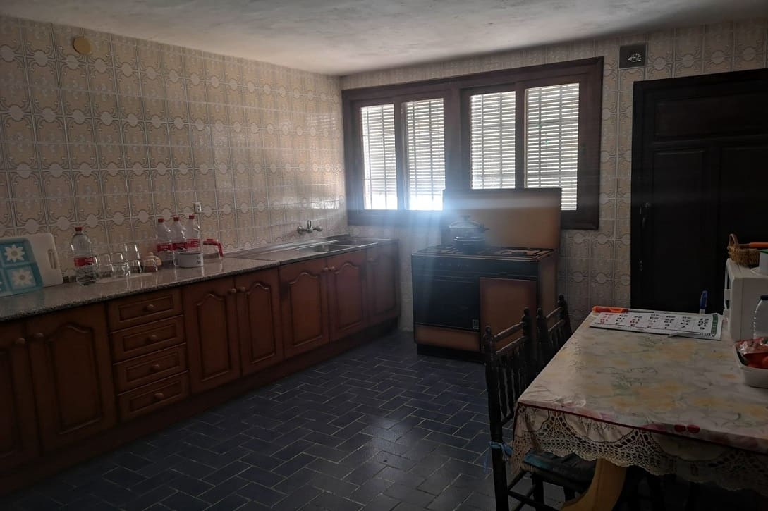 5 bedroom Finca/Country House for sale in Farajan with pool - € 290,000 (Ref: 8489401)