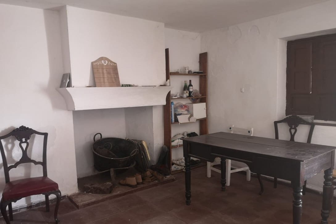 5 bedroom Finca/Country House for sale in Farajan with pool - € 290,000 (Ref: 8489401)