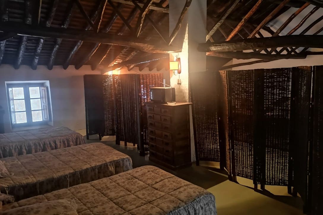 5 bedroom Finca/Country House for sale in Farajan with pool - € 290,000 (Ref: 8489401)