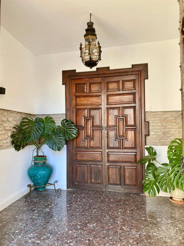 6 bedroom Townhouse for sale in Ronda - € 1,800,000 (Ref: 8595597)
