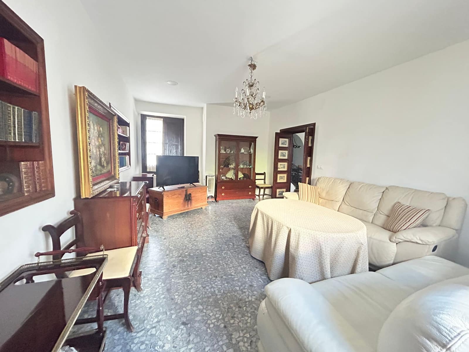 6 bedroom Townhouse for sale in Ronda - € 1,800,000 (Ref: 8595597)