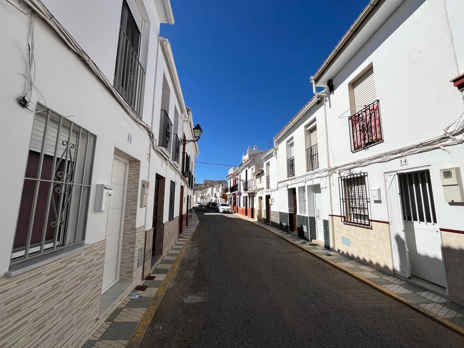 3 soveværelse Lejlighed til salg i Cuevas del Becerro - € 90.000 (Ref: 8598674)