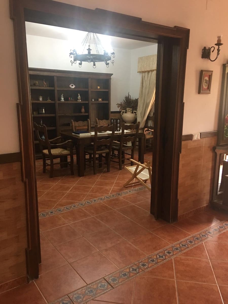 7 bedroom Finca/Country House for sale in Ronda with pool - € 680,000 (Ref: 8600891)