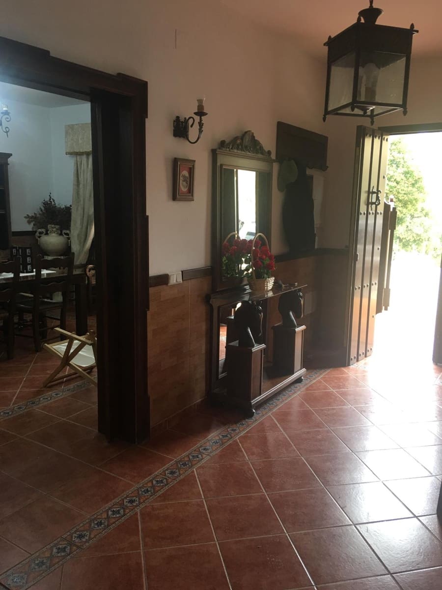 7 bedroom Finca/Country House for sale in Ronda with pool - € 680,000 (Ref: 8600891)