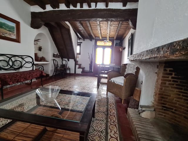 3 soveværelse Byhus til salg i Cortes de la Frontera med swimmingpool - € 170.000 (Ref: 8605564)