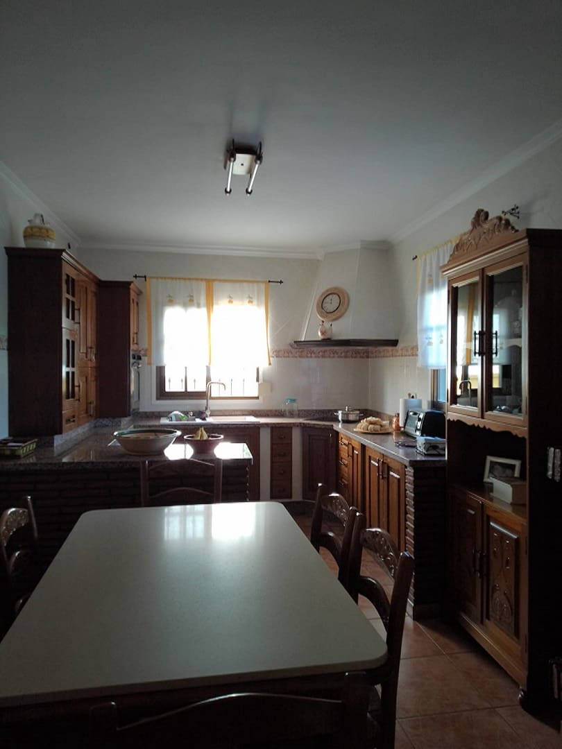 4 slaapkamer Finca/Landhuis te koop in El Burgo - € 260.000 (Ref: 8614052)