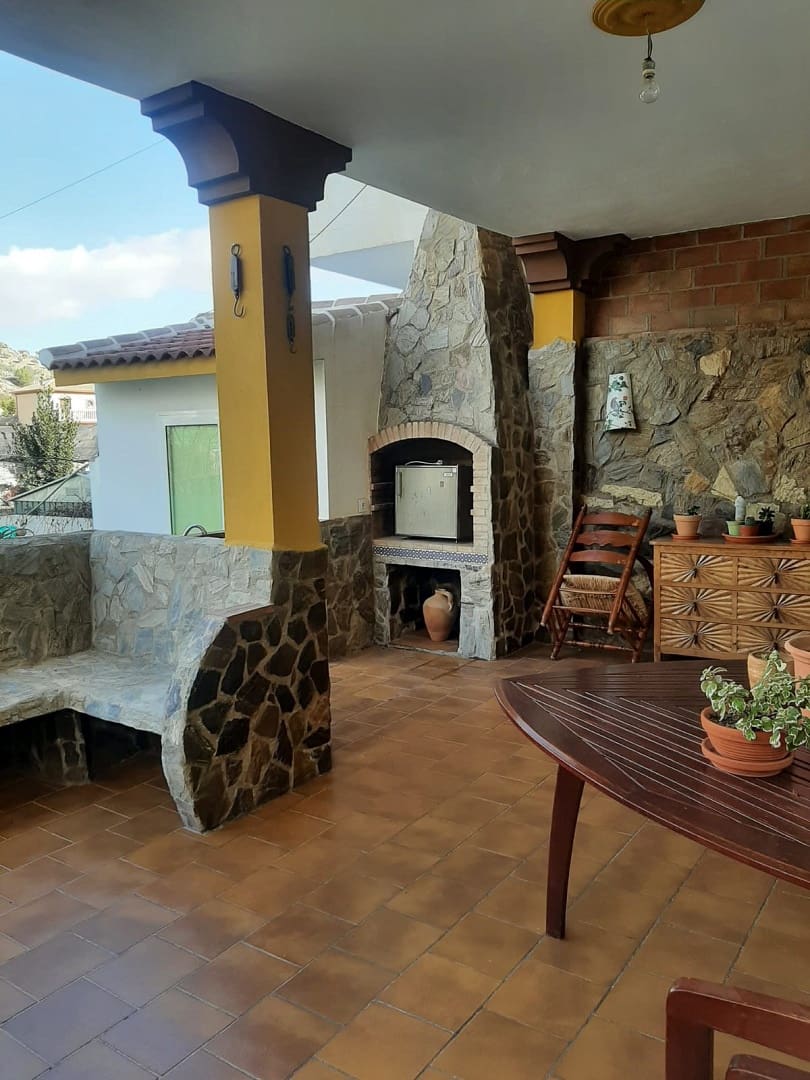 4 slaapkamer Finca/Landhuis te koop in El Burgo - € 260.000 (Ref: 8614052)