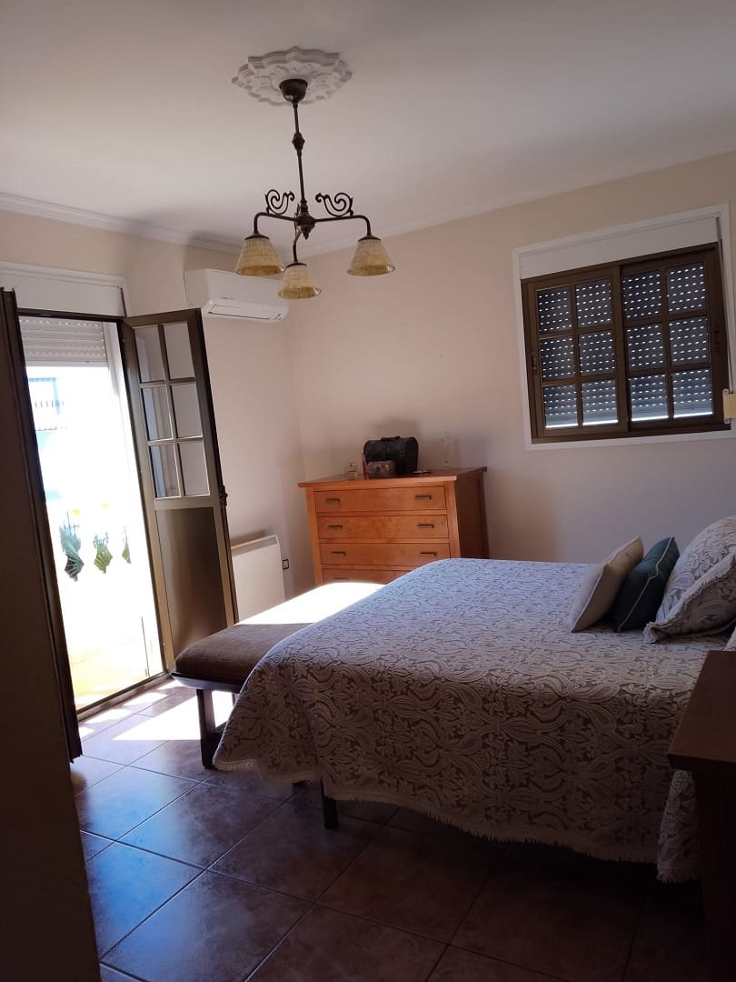 4 slaapkamer Finca/Landhuis te koop in El Burgo - € 260.000 (Ref: 8614052)