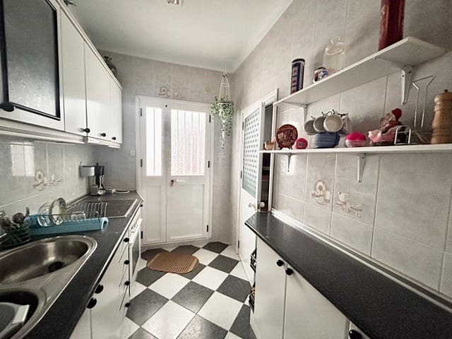 4 soveværelse Byhus til salg i Benaoján - € 95.000 (Ref: 8697434)