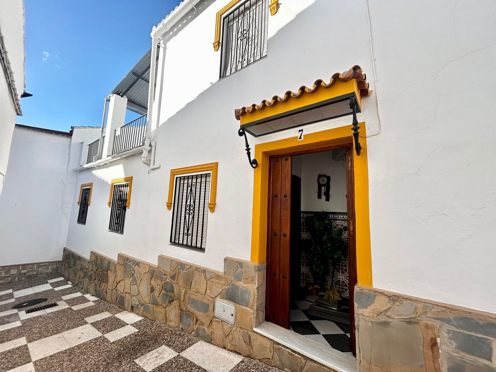 4 soveværelse Byhus til salg i Benaojan - € 95.000 (Ref: 8697434)