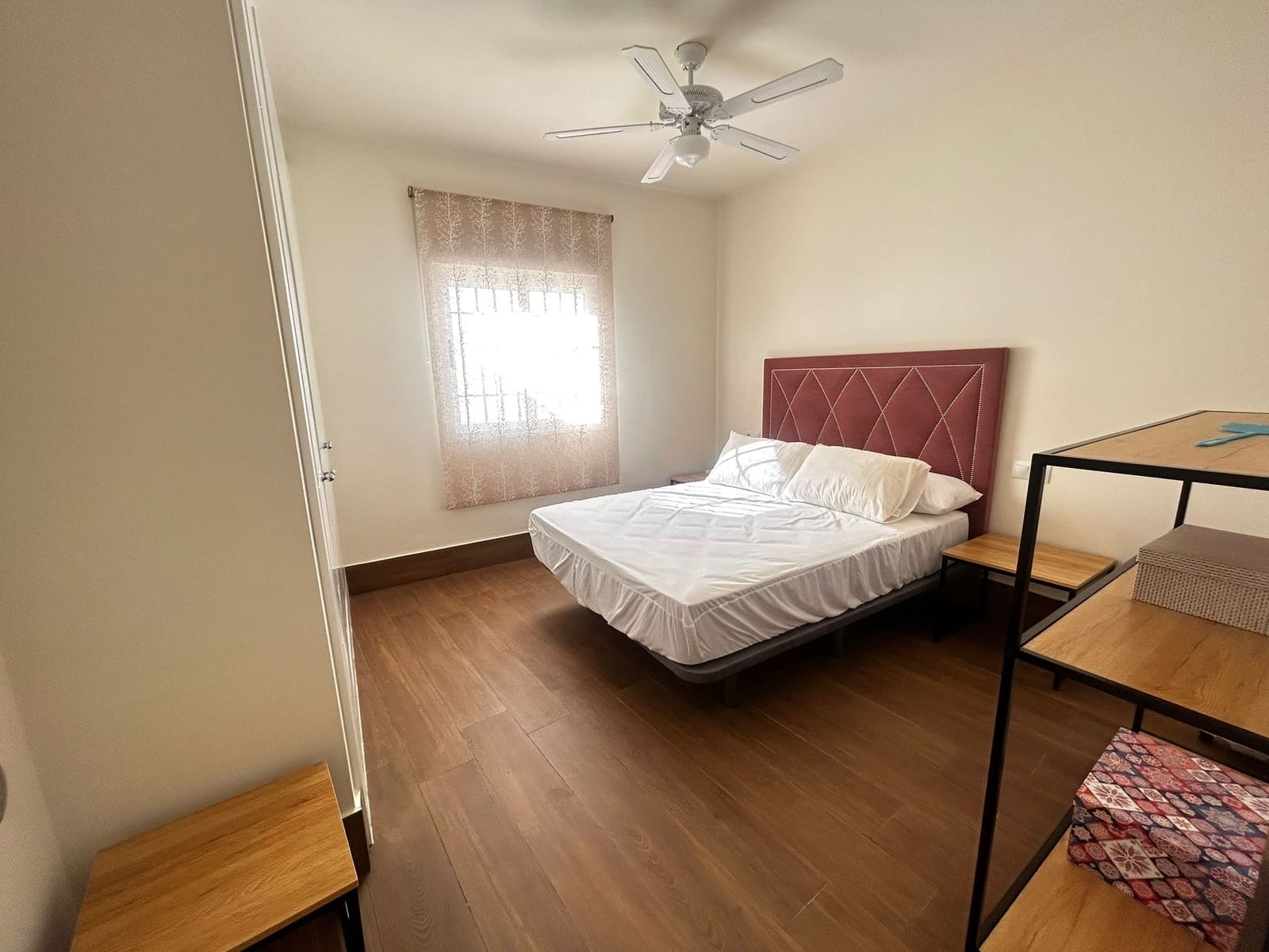 8 soveværelse Guesthouse/B & B til salg i Cuevas del Becerro - € 360.000 (Ref: 8765609)