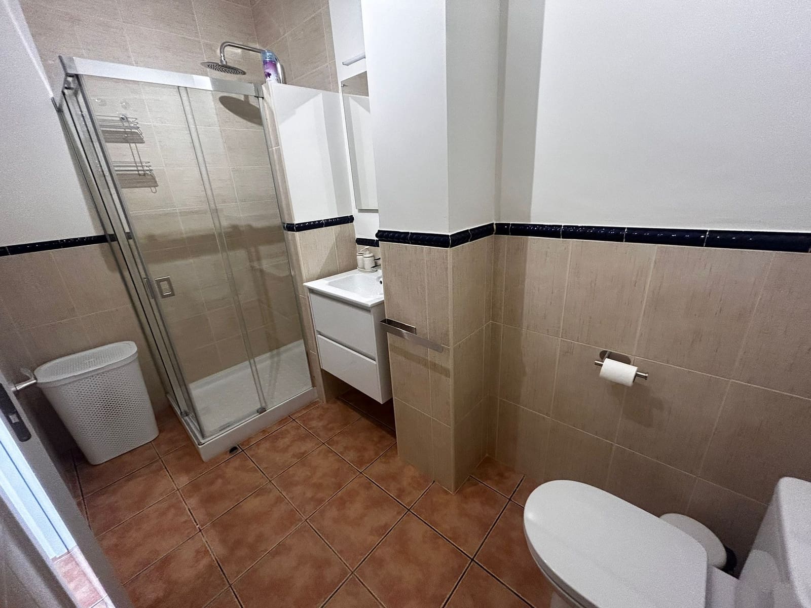 8 soveværelse Guesthouse/B & B til salg i Cuevas del Becerro - € 360.000 (Ref: 8765609)