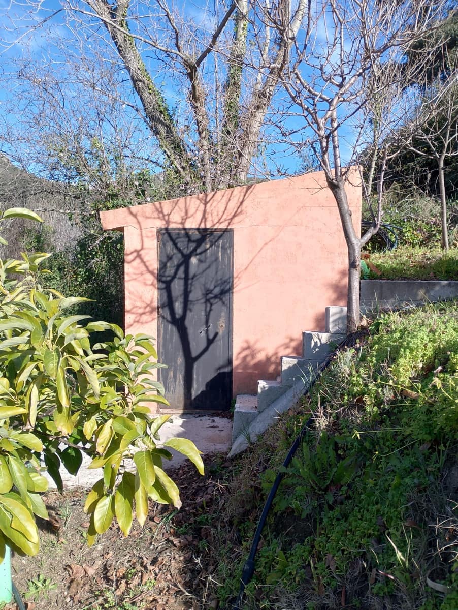 Grunde uden byggetilladelser til salg i Juzcar - € 55.000 (Ref: 8814761)