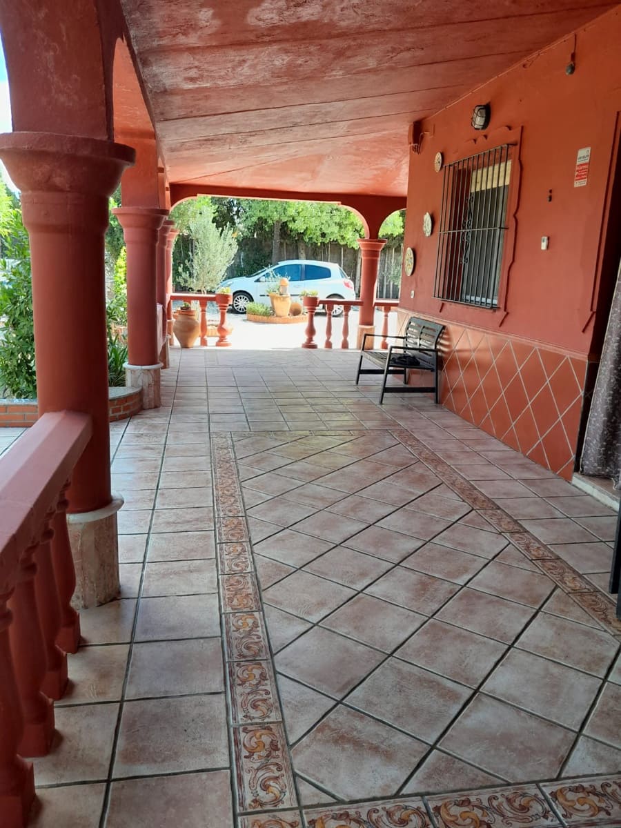 4 soveværelse Finca/Landehus til salg i Cadiz by med swimmingpool - € 480.000 (Ref: 8867685)