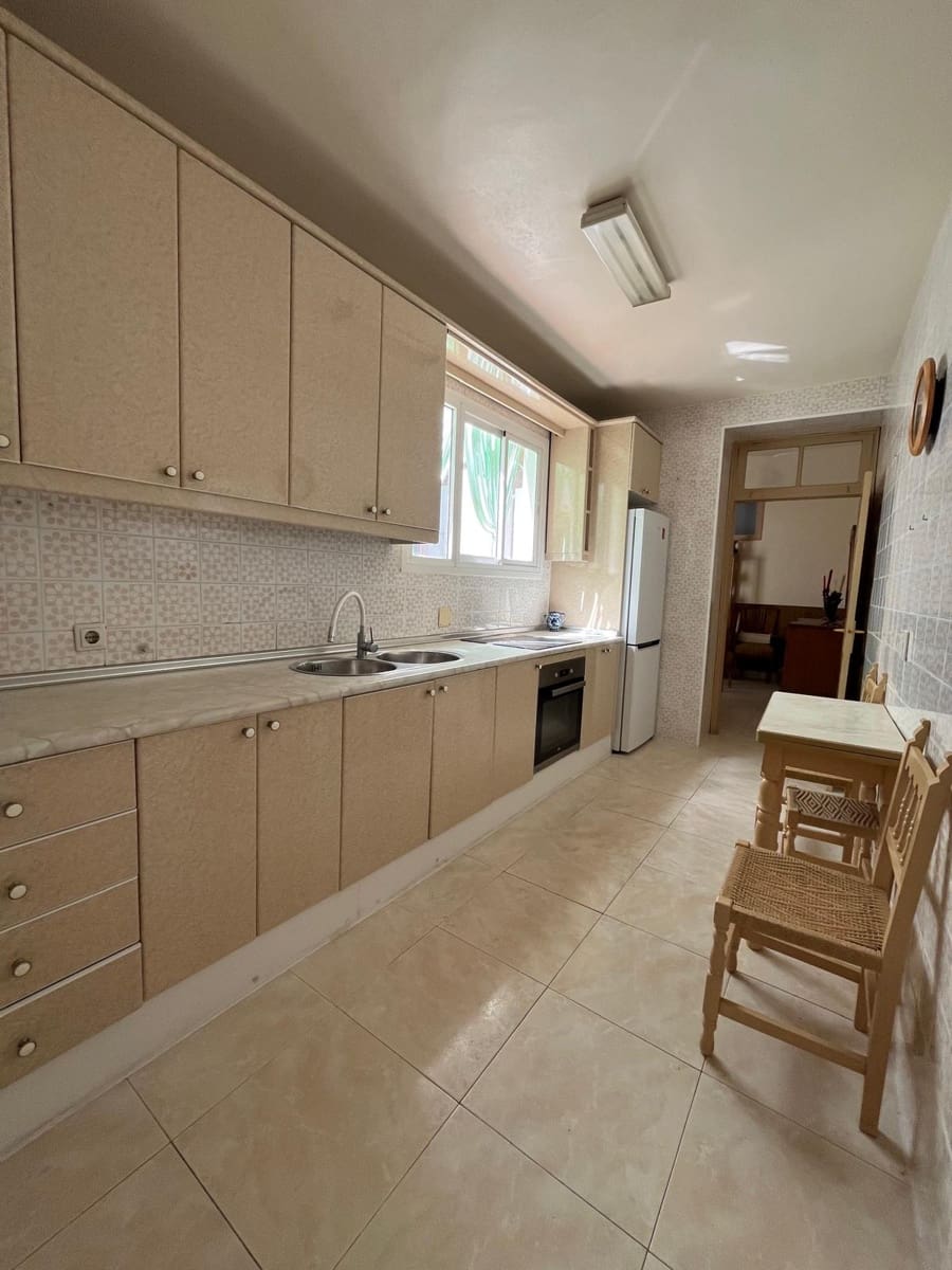 6 soveværelse Byhus til salg i Ronda - € 395.000 (Ref: 9080969)