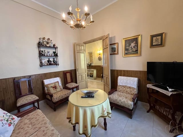 6 soveværelse Byhus til salg i Ronda - € 395.000 (Ref: 9080969)