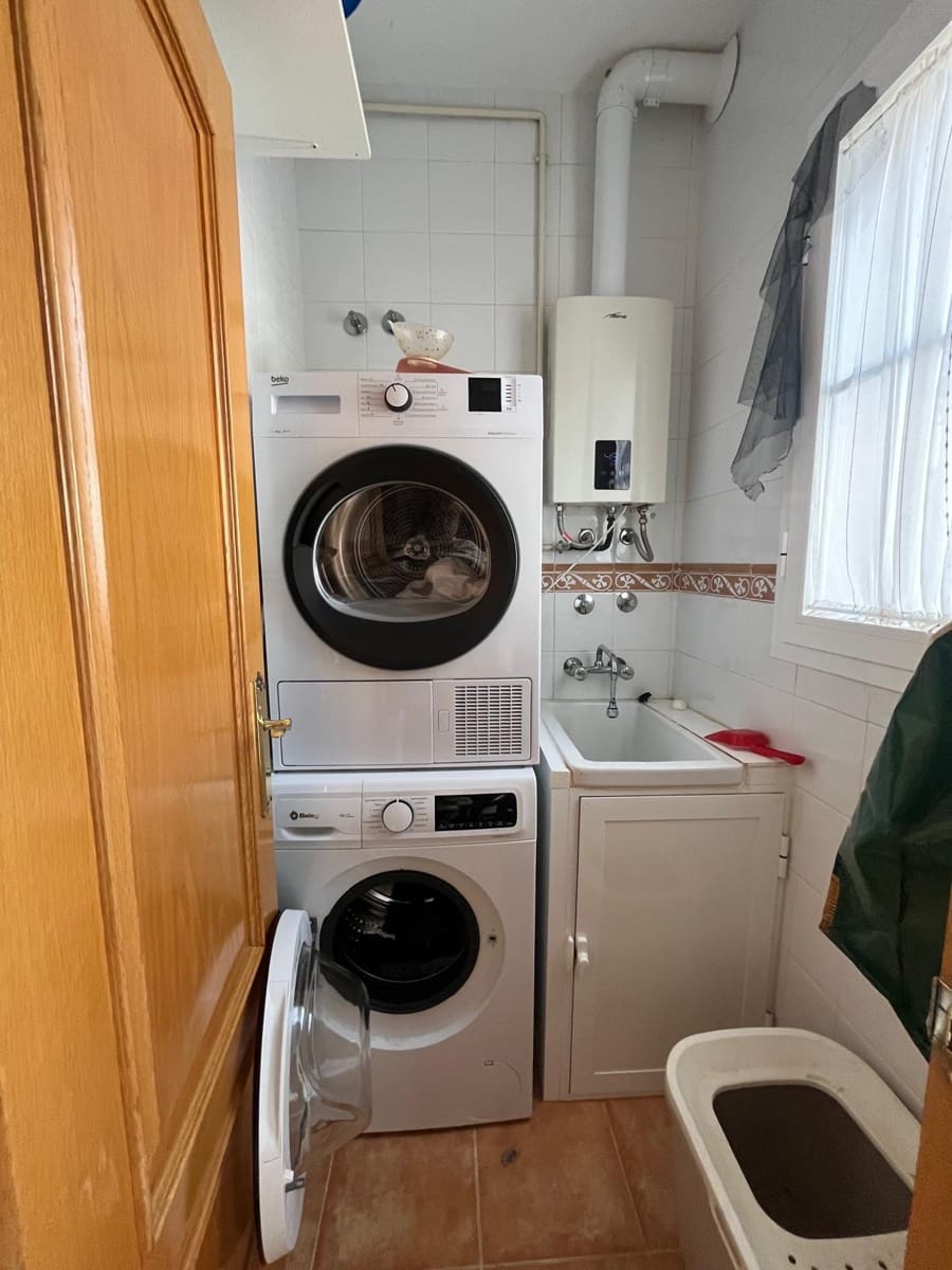 3 soveværelse Semi-Rækkehus til salg i Ronda med swimmingpool garage - € 298.000 (Ref: 9084465)