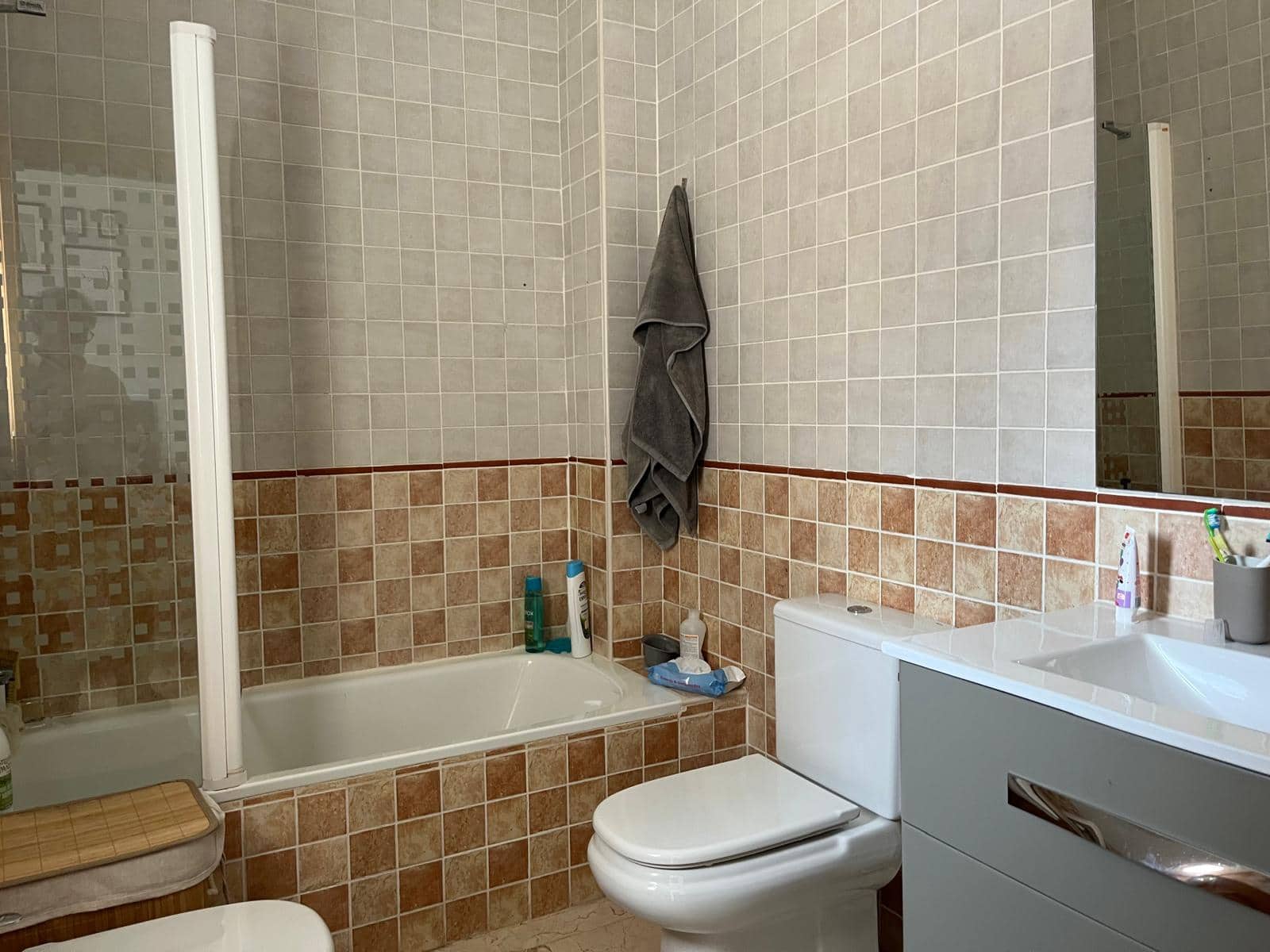 3 soveværelse Semi-Rækkehus til salg i Ronda med swimmingpool garage - € 298.000 (Ref: 9084465)