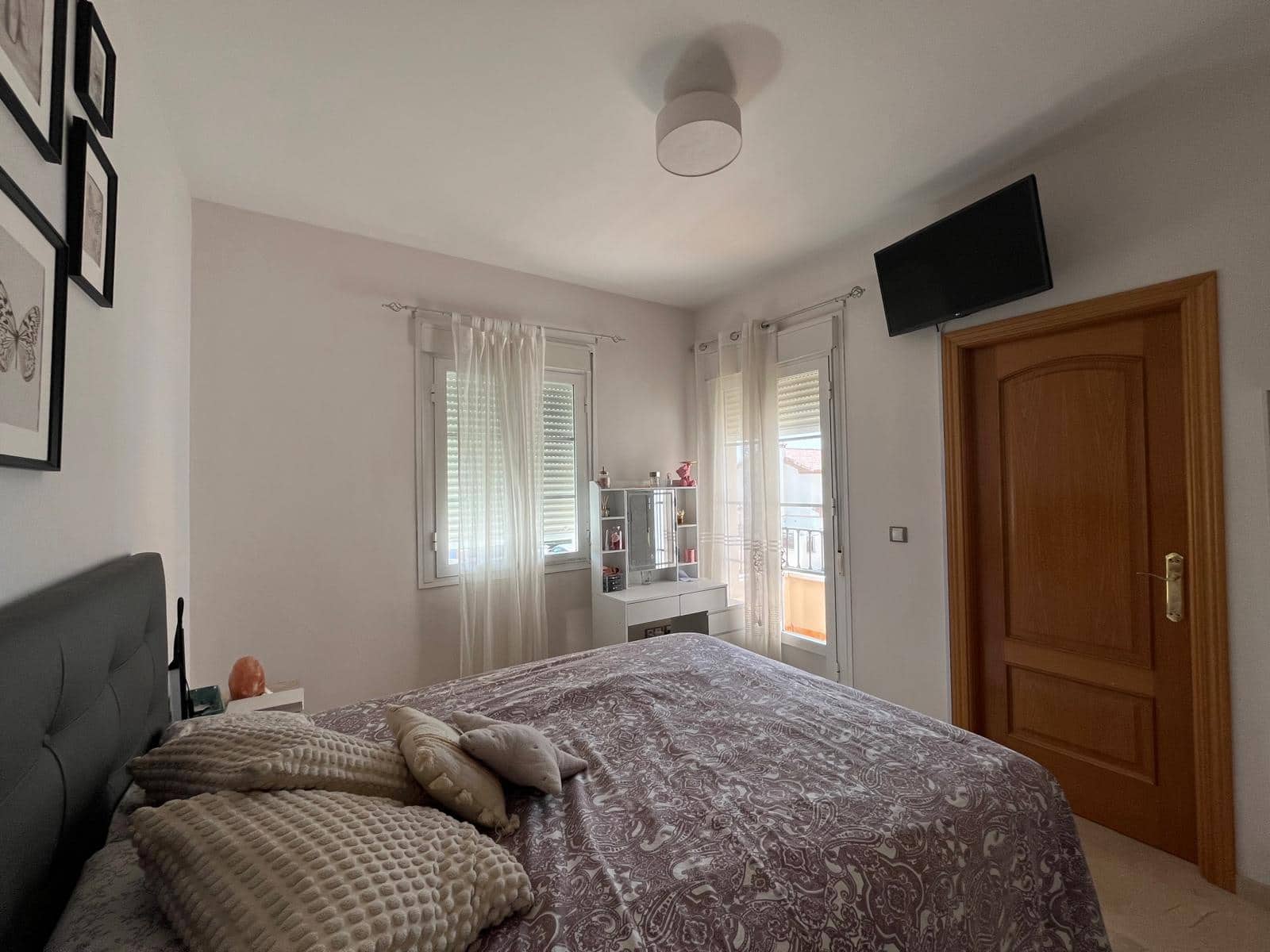 3 soveværelse Semi-Rækkehus til salg i Ronda med swimmingpool garage - € 298.000 (Ref: 9084465)