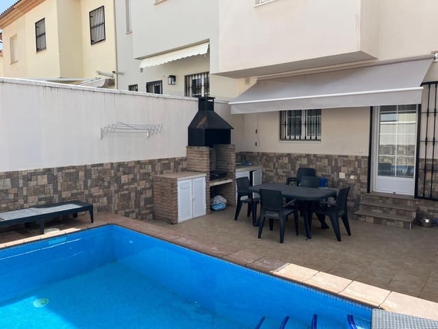 3 sypialnia Dom blizniak na sprzedaż w Ronda z basenem garażem - 298 000 € (Ref: 9084465)