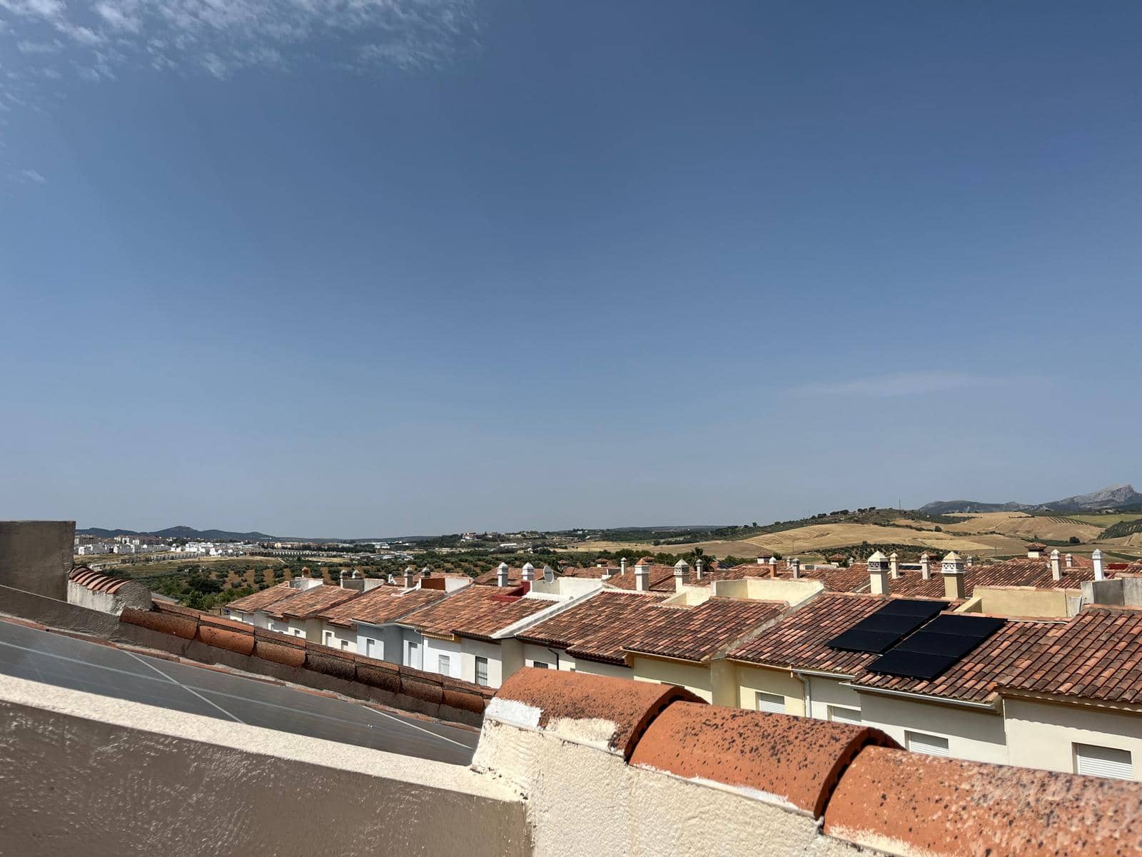 3 soveværelse Semi-Rækkehus til salg i Ronda med swimmingpool garage - € 298.000 (Ref: 9084465)