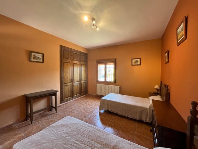 4 soveværelse Finca/Landehus til leje i Ronda med swimmingpool - € 1.500 (Ref: 9127751)