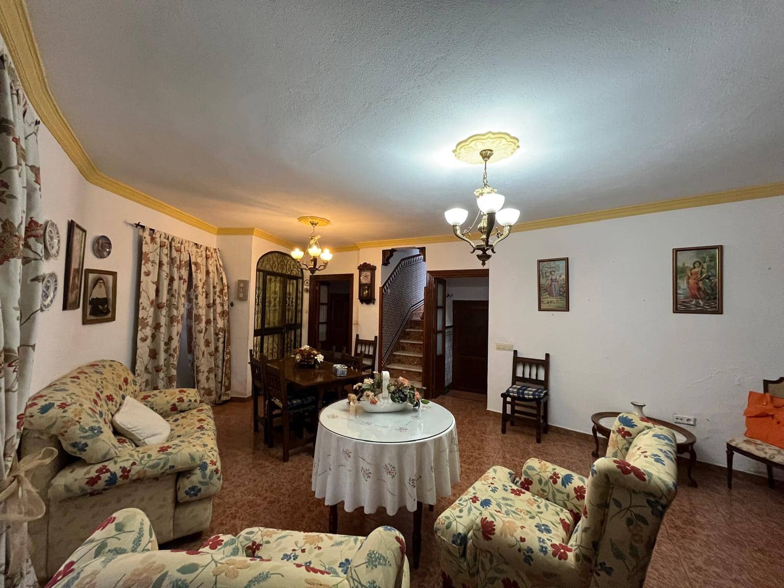 4 bedroom Townhouse for sale in Ronda - € 249,000 (Ref: 9144615)