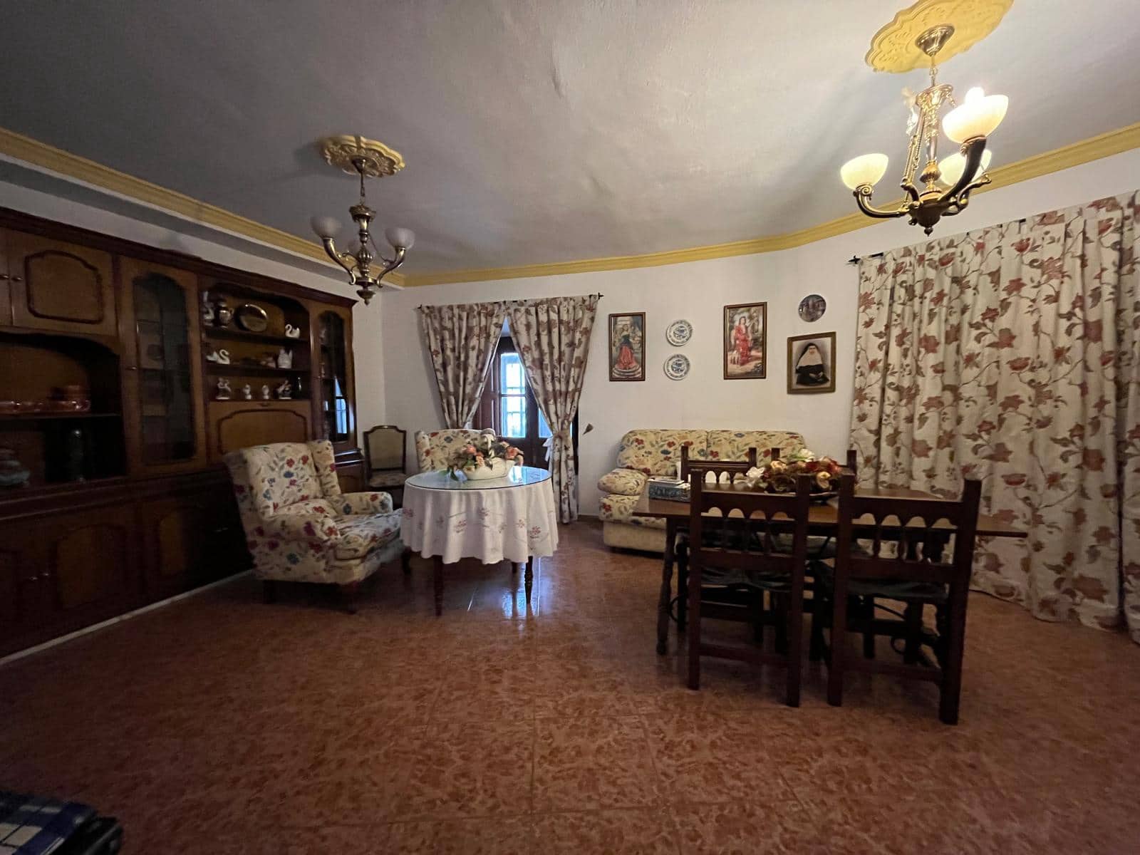 4 bedroom Townhouse for sale in Ronda - € 249,000 (Ref: 9144615)