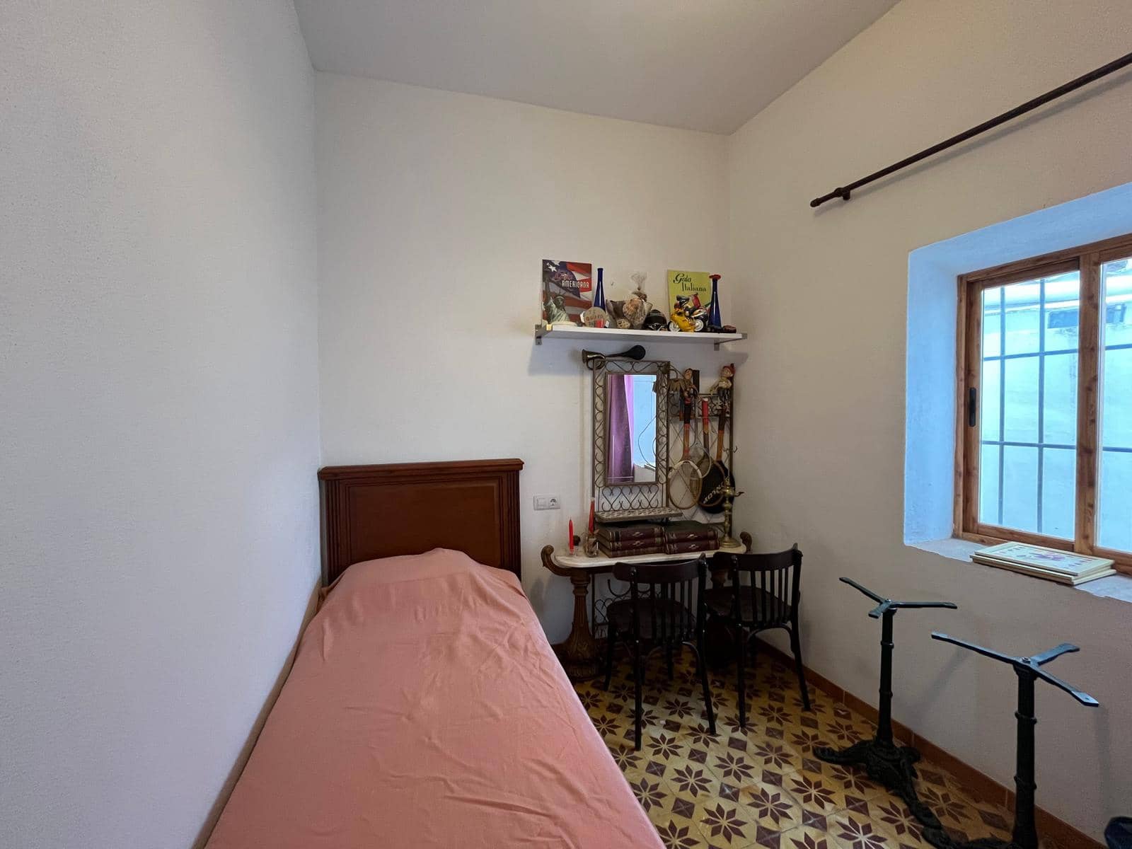 2 bedroom Townhouse for sale in Ronda - € 145,000 (Ref: 9318080)