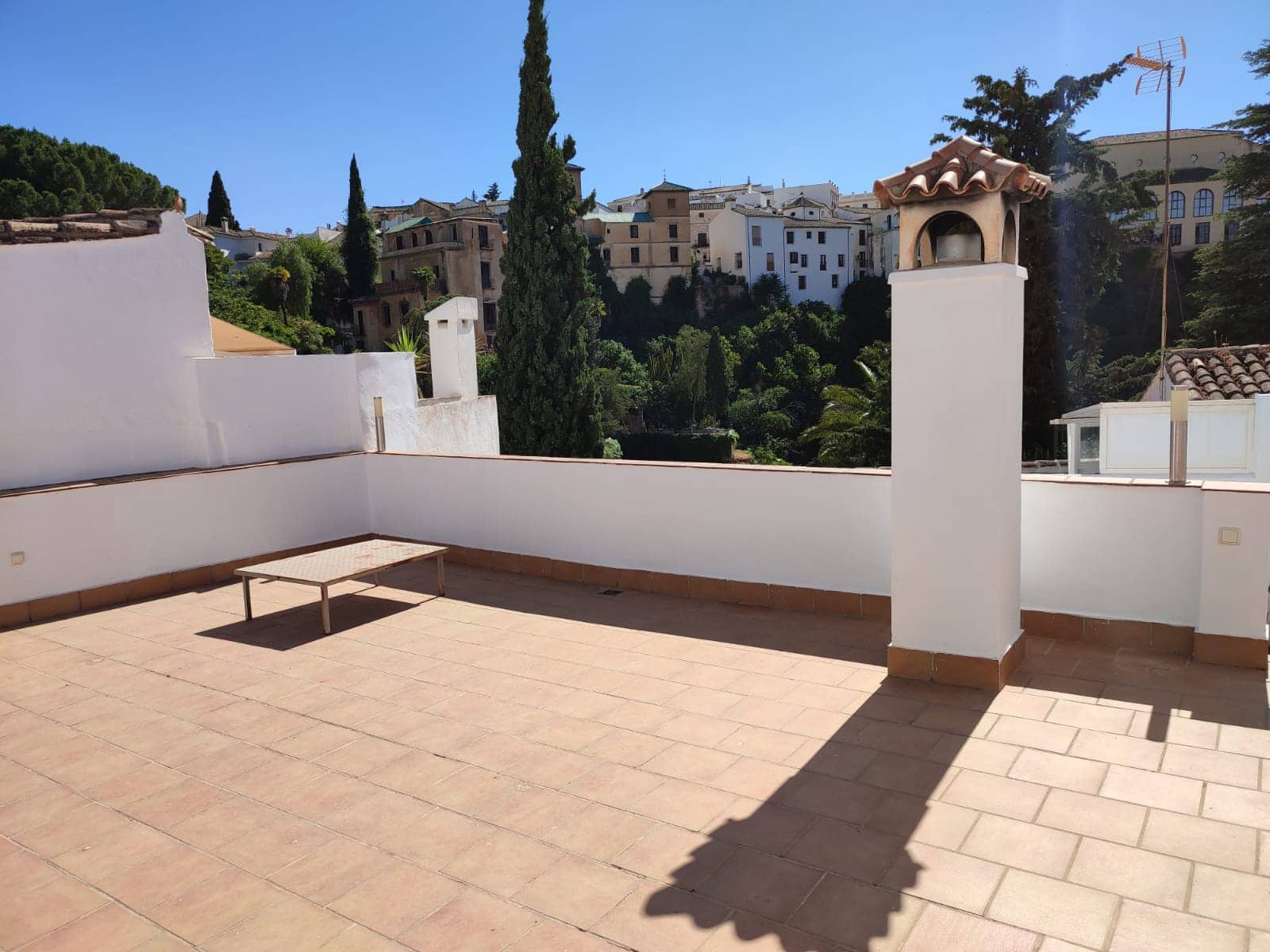 2 bedroom Townhouse for sale in Ronda - € 145,000 (Ref: 9318080)