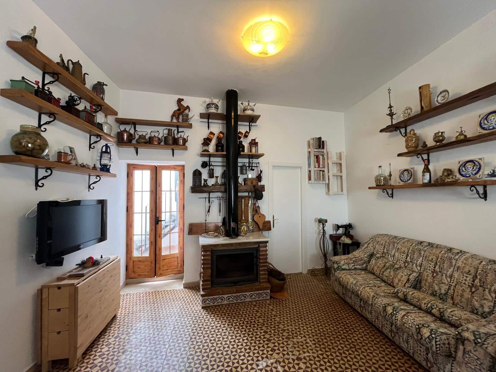 2 bedroom Townhouse for sale in Ronda - € 145,000 (Ref: 9318080)