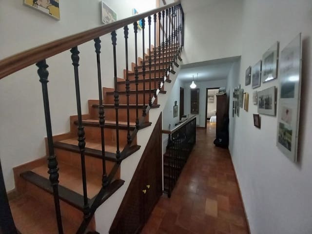 4 soveværelse Byhus til salg i Ronda - € 265.000 (Ref: 9339143)